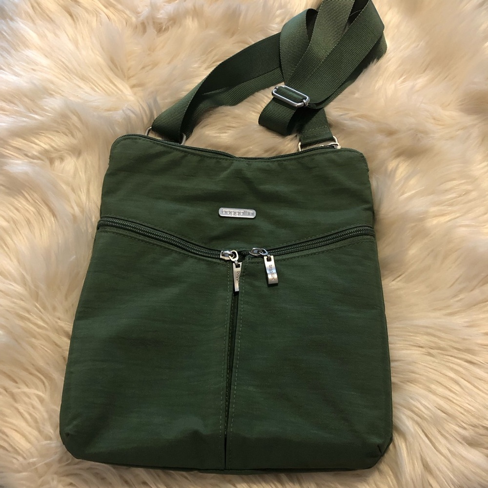 Baggallini green nylon crossbody bag